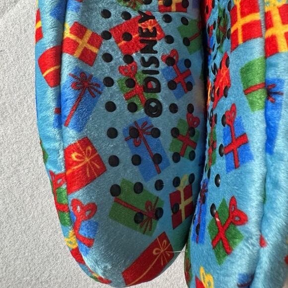 Disney Stitch Fuzzy Babba Non-Slip Slipper Socks Holiday Gifts Print One Size - Picture 6 of 10